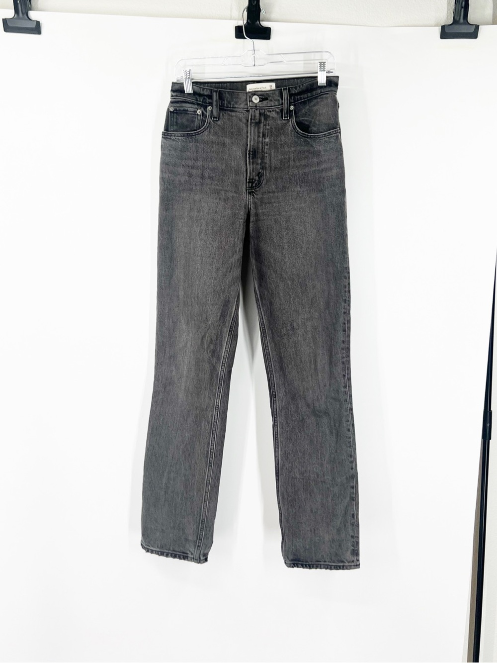 Abercrombie & Fitch The ‘90s Straight Jeans Ultra High Rise LONG